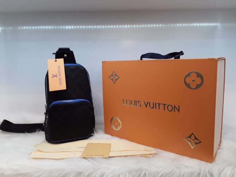 louis vuitton canta suni deri erkek omuz mavi infini siyah 30x20