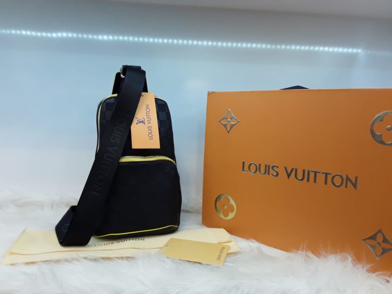 louis vuitton canta suni deri erkek omuz sari infini siyah 30x20