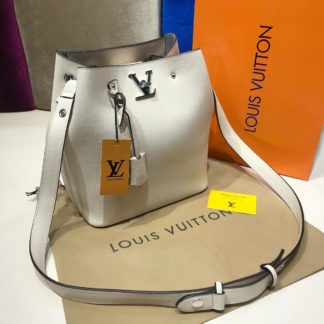 louis vuitton canta suni deri lockme bucket krem 25x27