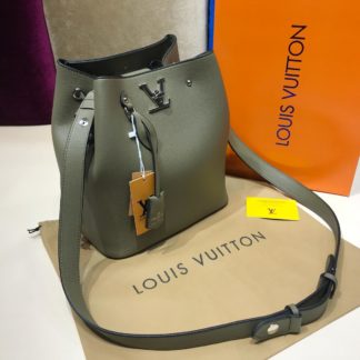 louis vuitton canta suni deri lockme bucket yesil 25x27