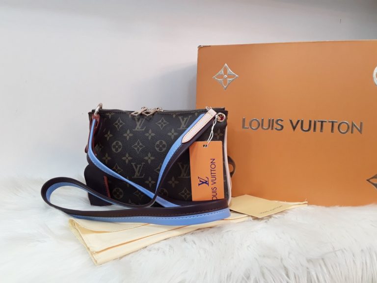 louis vuitton canta suni deri lorette monogram capraz askili mavi 27x18