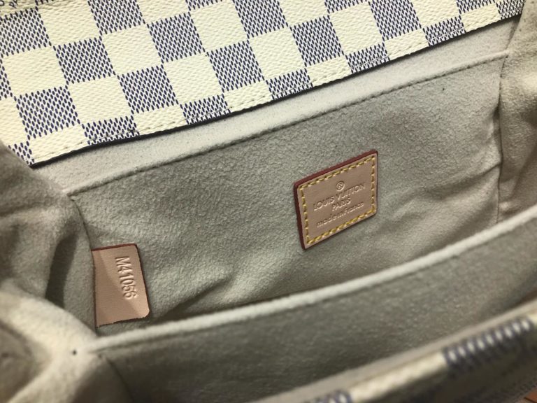 louis vuitton canta suni deri pochette metis beyaz damier 24x20