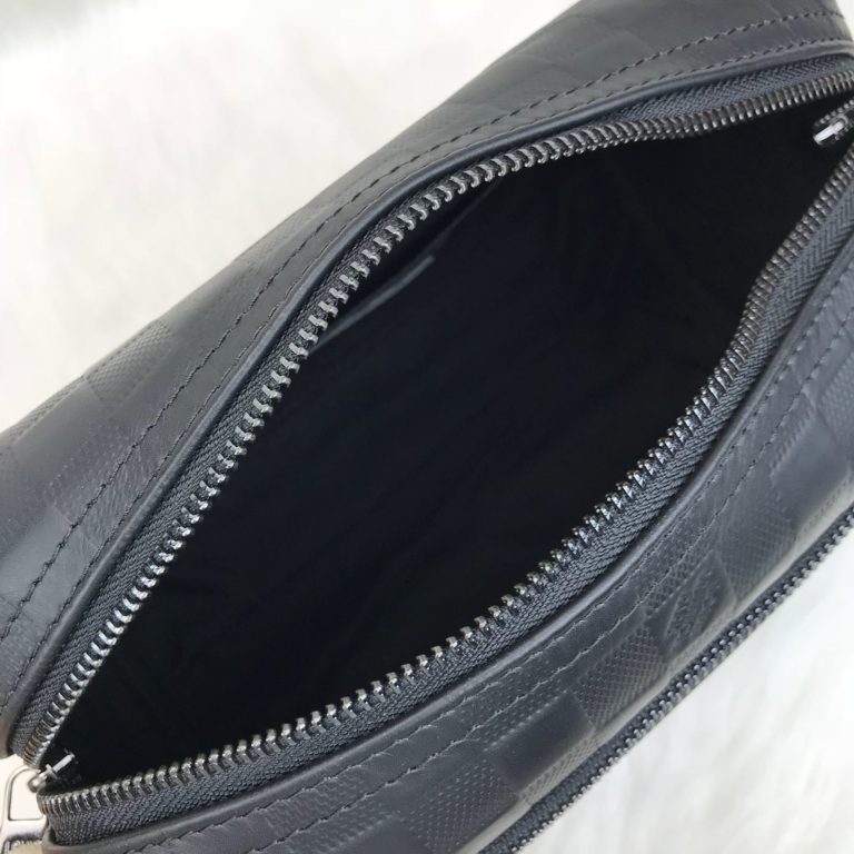 louis vuitton canta toiletry erkek el cantasi infini siyah 24x14