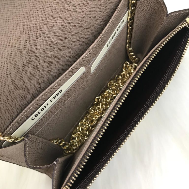 louis vuitton cuzdan Pallas zincirli piton siyah beyaz 19x13