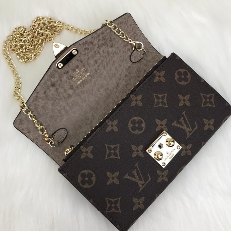 louis vuitton cuzdan Pallas zincirli piton siyah beyaz 19x13