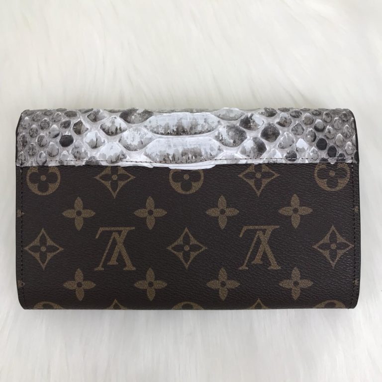 louis vuitton cuzdan Pallas zincirli piton siyah beyaz 19x13