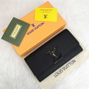 louis vuitton cuzdan capucines siyah 20x11