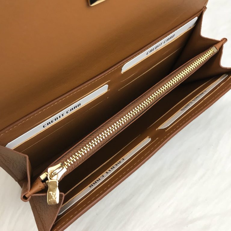 louis vuitton cuzdan capucines taba 20x11