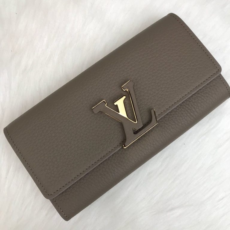 louis vuitton cuzdan capucines vizon 20x11