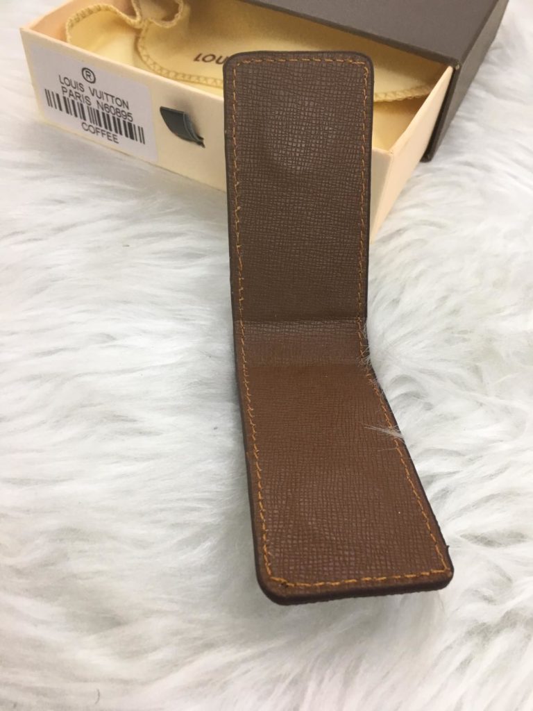 louis vuitton kartlik miknatisli monogram
