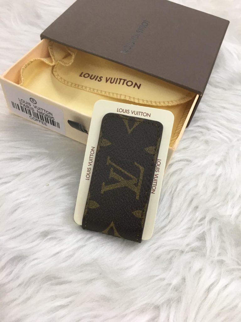 louis vuitton kartlik miknatisli monogram