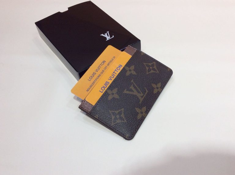 louis vuitton kartlik monogram 11x7cm