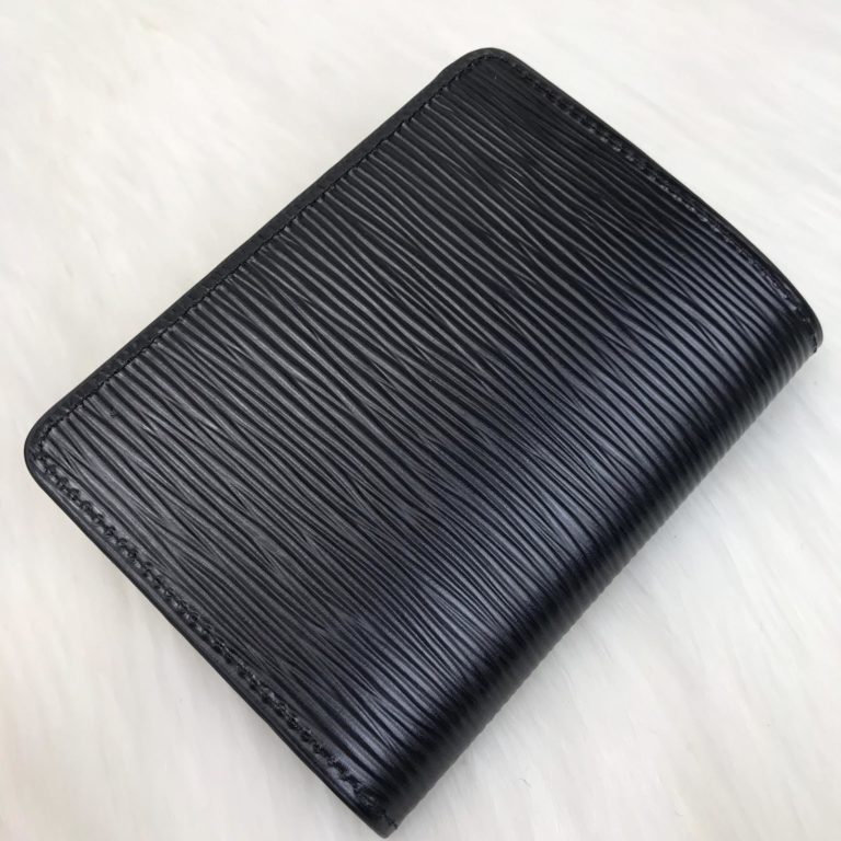 louis vuitton pasaport kilifi epi siyah 13x10cm