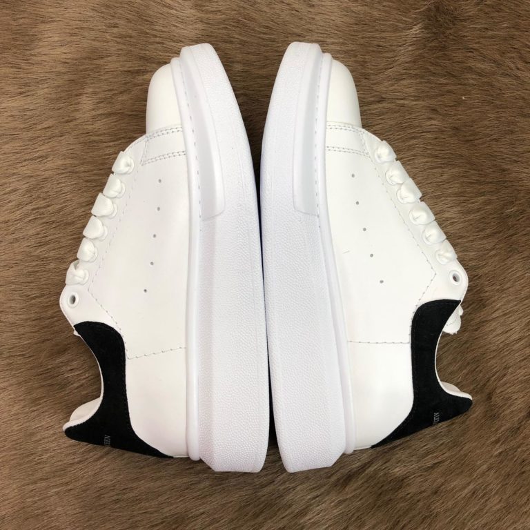 Alexander McQueen Spor Ayakkabi Sneaker Arkasi siyah suet