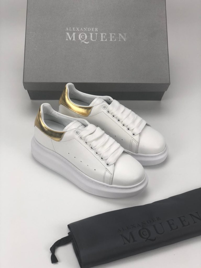 Alexander McQueen Spor Ayakkabi Sneaker beyaz gold