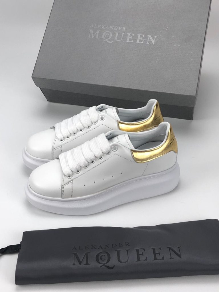 Alexander McQueen Spor Ayakkabi Sneaker beyaz gold