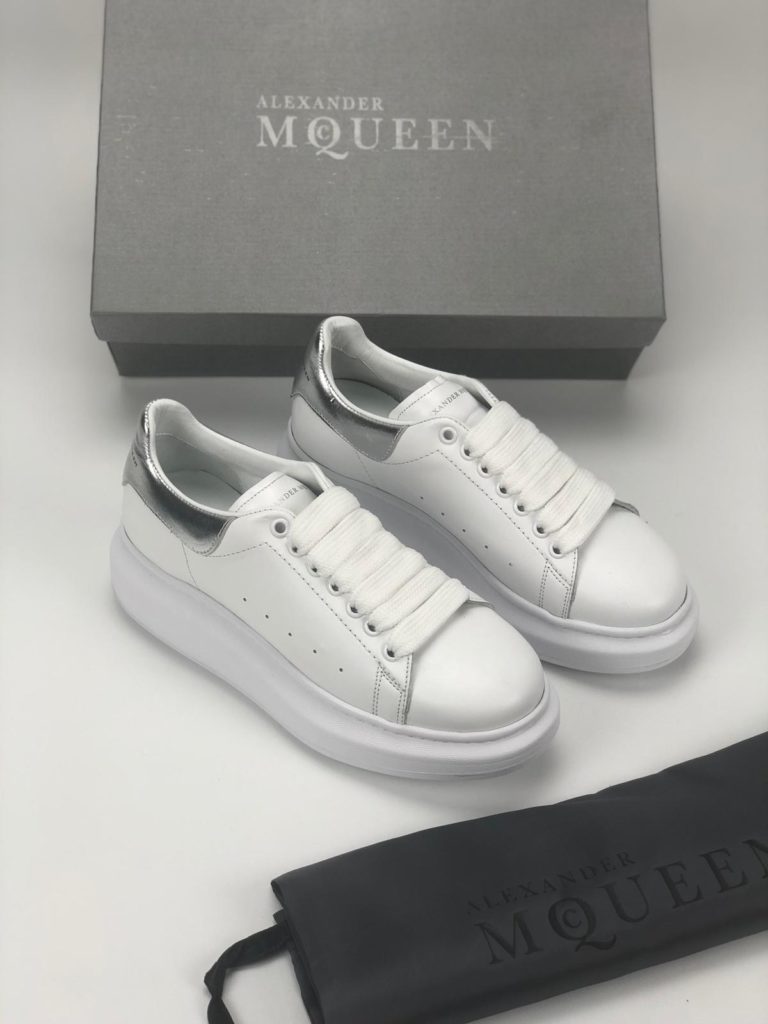 Alexander McQueen Spor Ayakkabi Sneaker beyaz silver