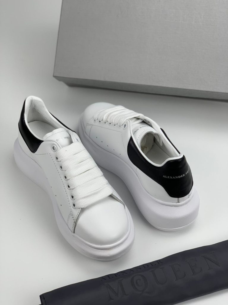 Alexander McQueen Spor Ayakkabi Sneaker siyah beyaz