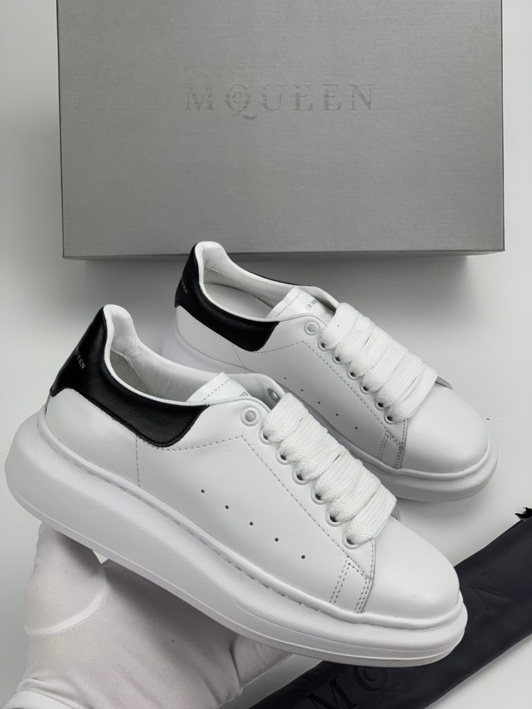 Alexander McQueen Spor Ayakkabi Sneaker siyah beyaz