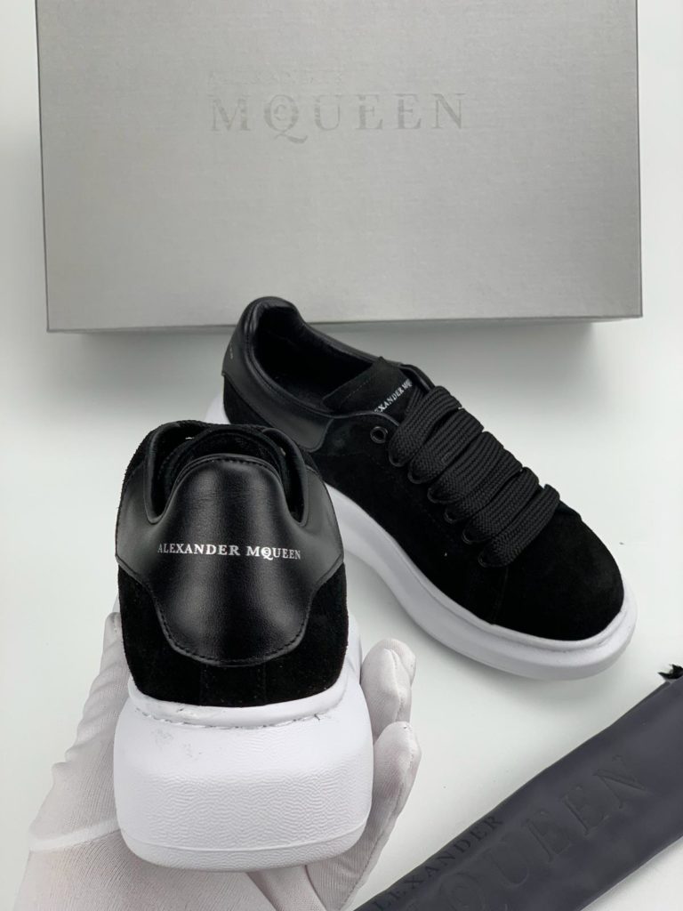 Alexander McQueen Spor Ayakkabi suet Sneaker siyah