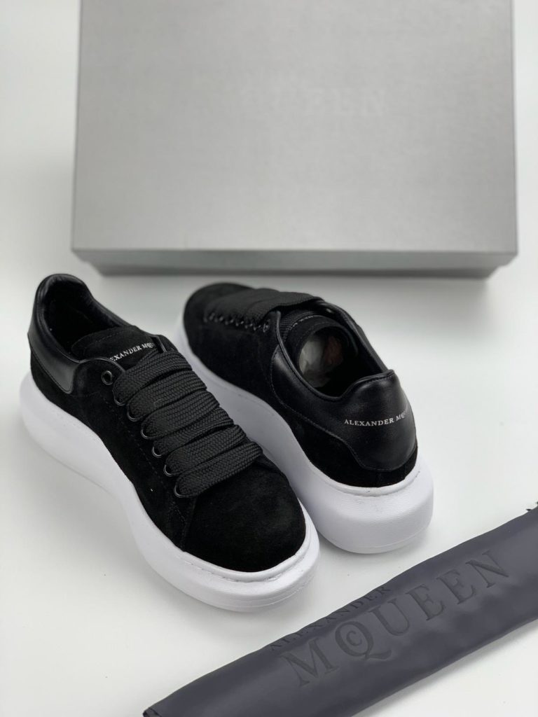 Alexander McQueen Spor Ayakkabi suet Sneaker siyah