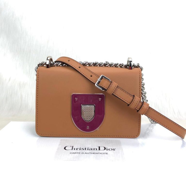 Christian Dior canta Diorama Club taba 18x12