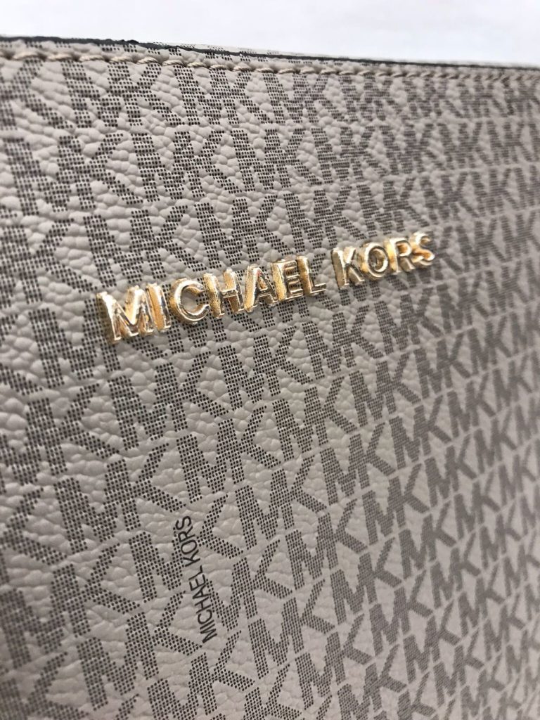 Michael kors canta suni deri postaci capraz askili baskili gri