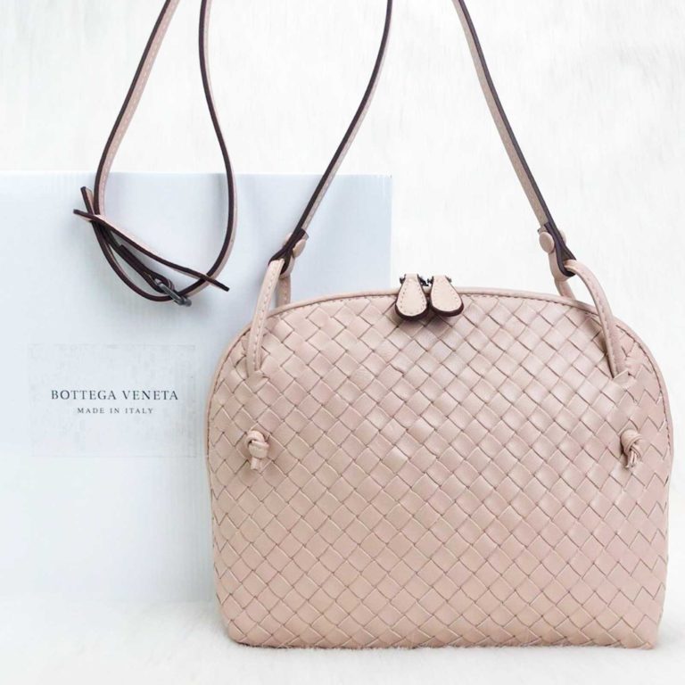bottega veneta canta pembe postaci Nodini 24x20