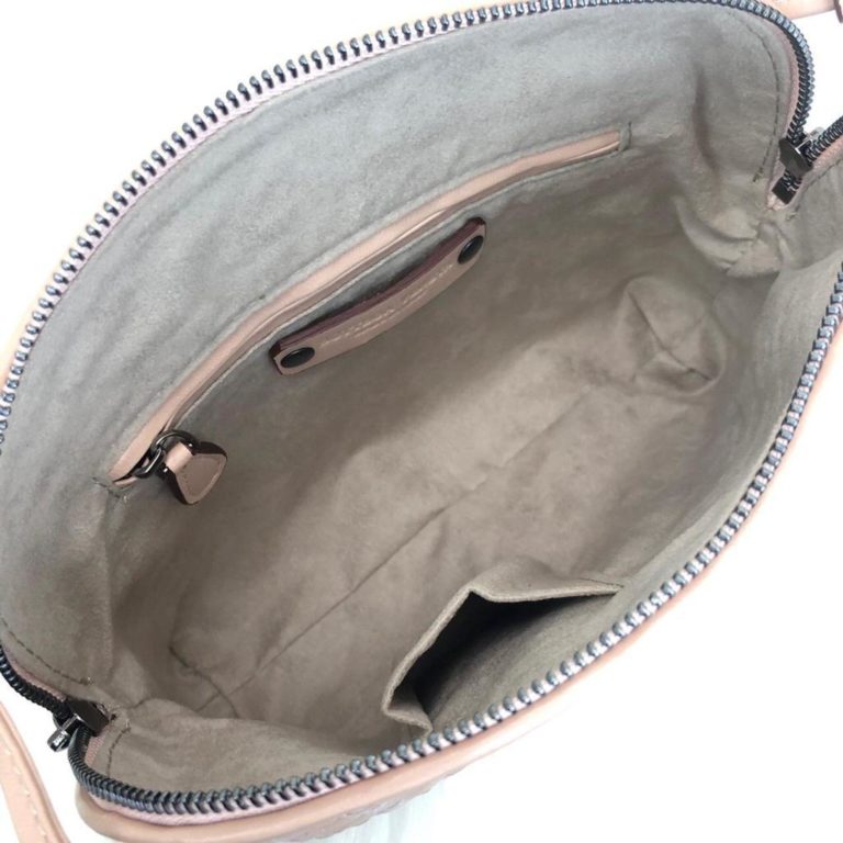bottega veneta canta pembe postaci Nodini 24x20