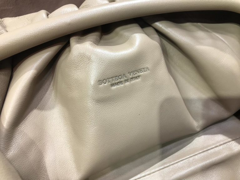bottega veneta canta pouch duz vizon 35x20