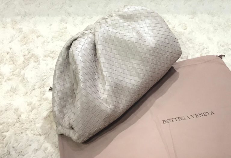 bottega veneta canta pouch krem orgulu 35x20