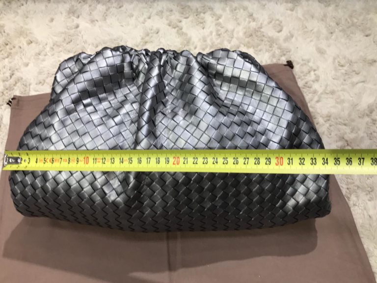 bottega veneta canta pouch silver orgulu 35x20