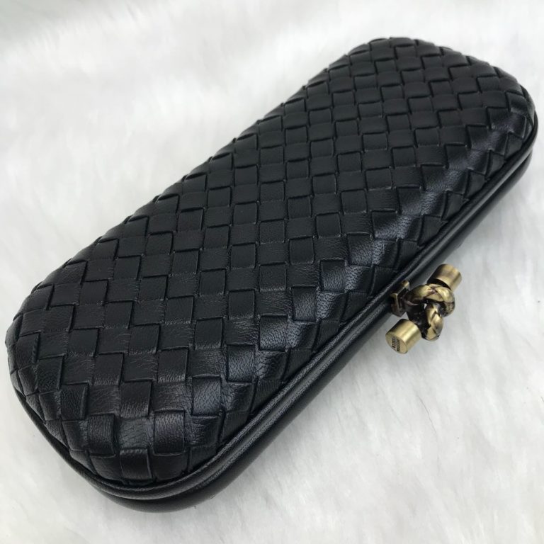 bottega veneta canta stretch knot clutch buyuk boy siyah 25x9