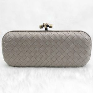bottega veneta canta stretch knot clutch buyuk boy vizon 25x9