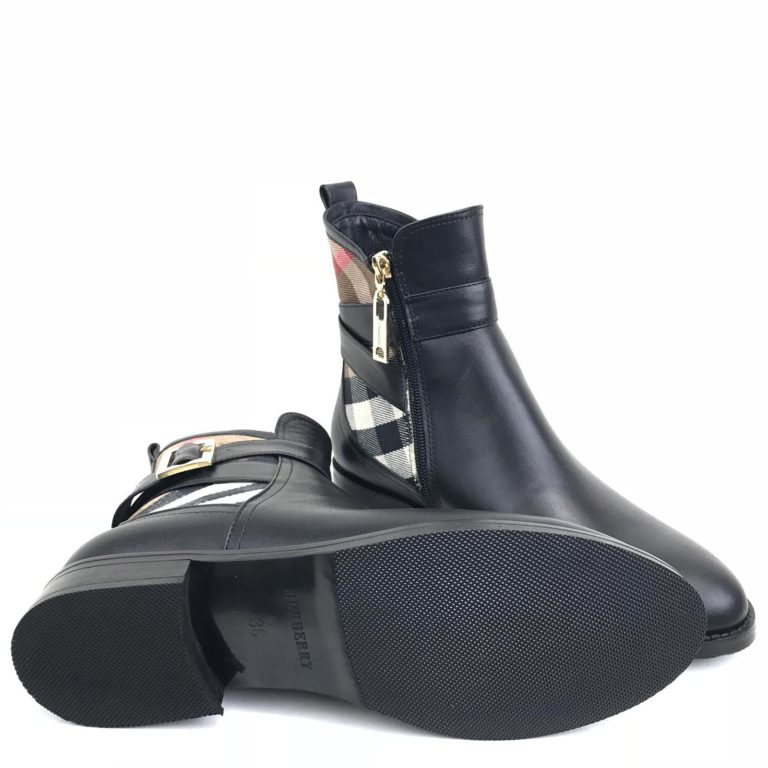 burberry bot siyah ekose