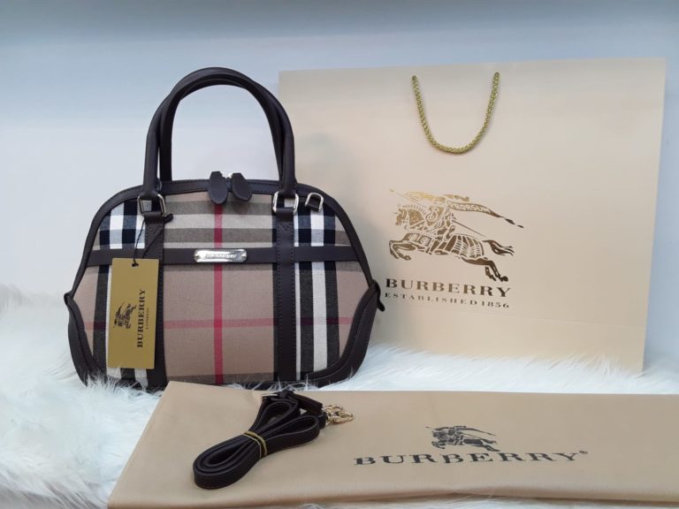 burberry canta suni deri ekose capraz askili aci kahve