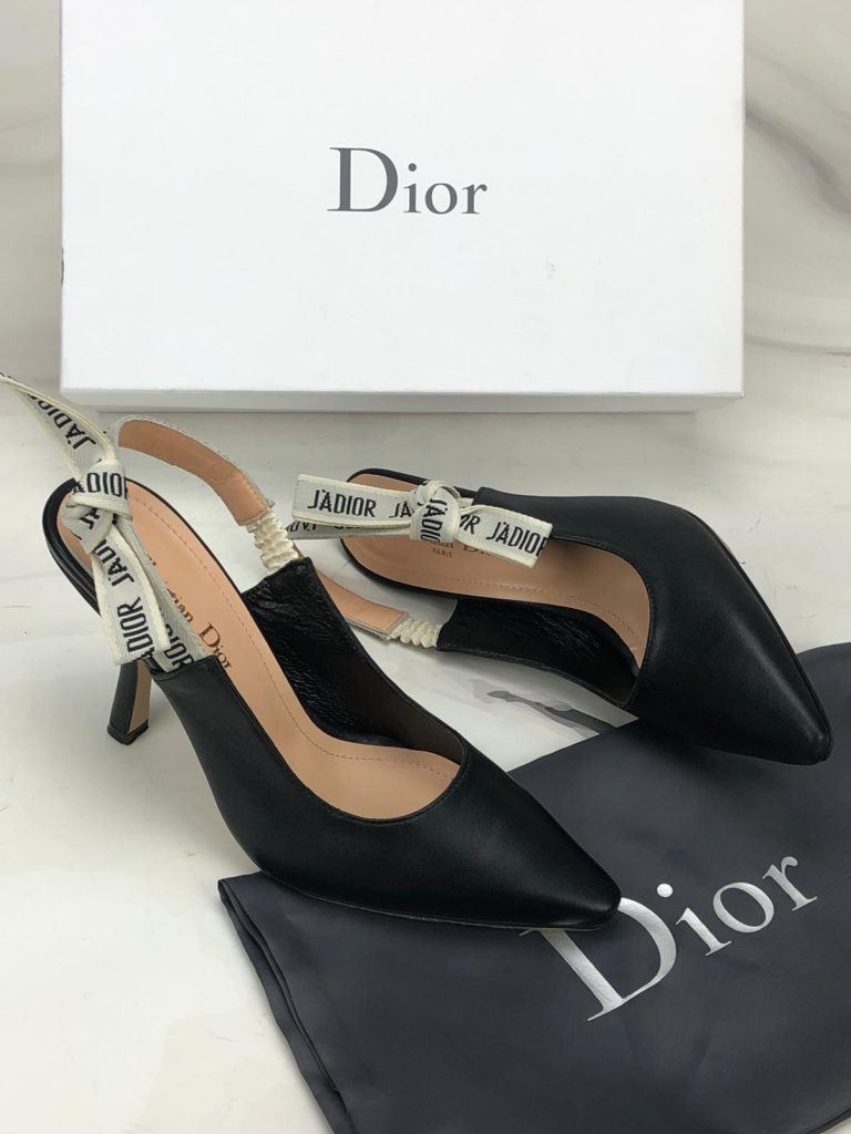 christian dior ayakkabi topuklu dar kalip