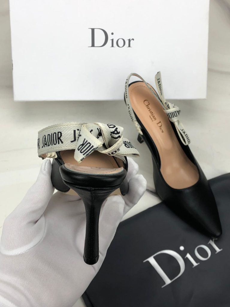 christian dior ayakkabi topuklu dar kalip