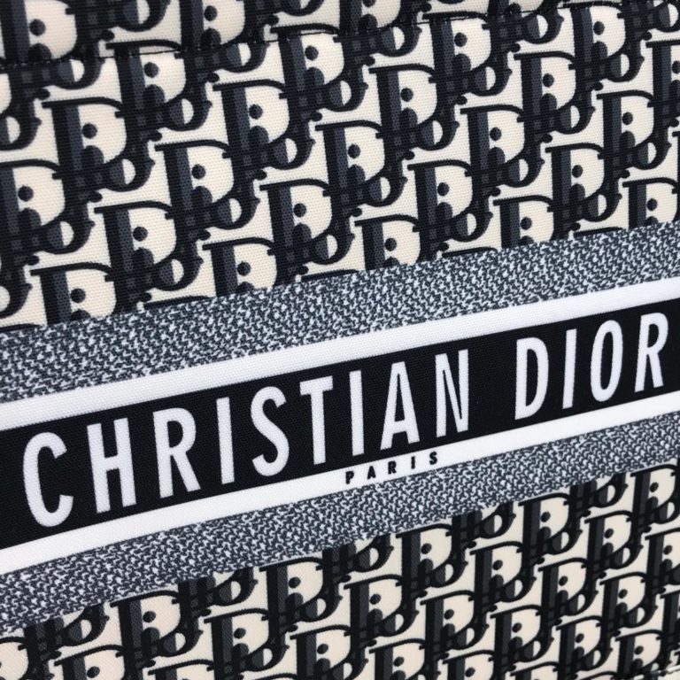 christian dior canta book tote oblique keten 41x32