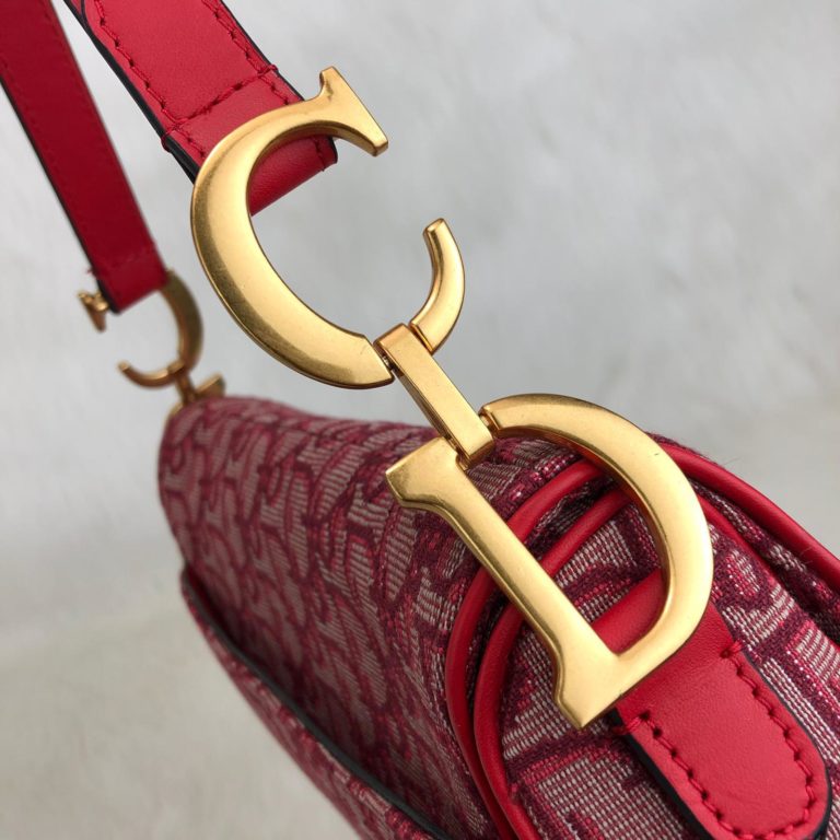 christian dior canta oblique saddle el dokumasi kirmizi 25x20x6