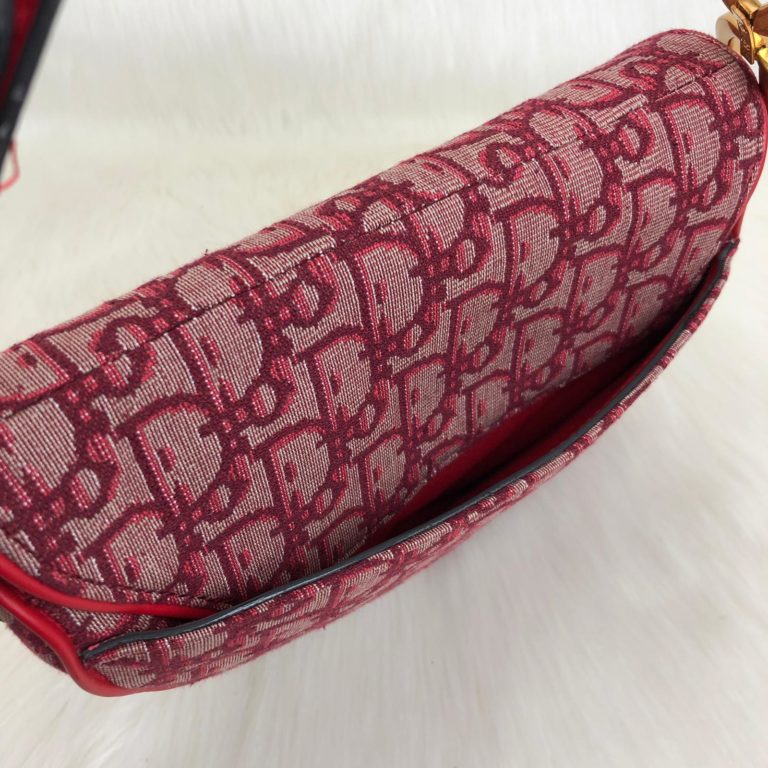 christian dior canta oblique saddle el dokumasi kirmizi 25x20x6
