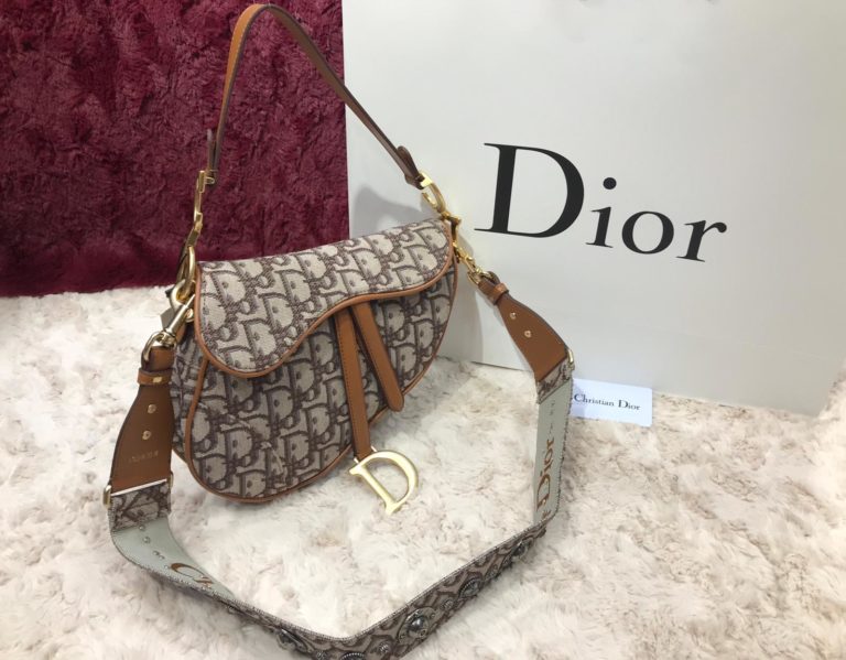 christian dior canta saddle suni deri askili 25x20x6 desenli taba