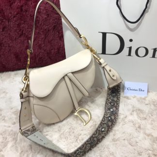 christian dior canta saddle suni deri askili 25x20x6 krem