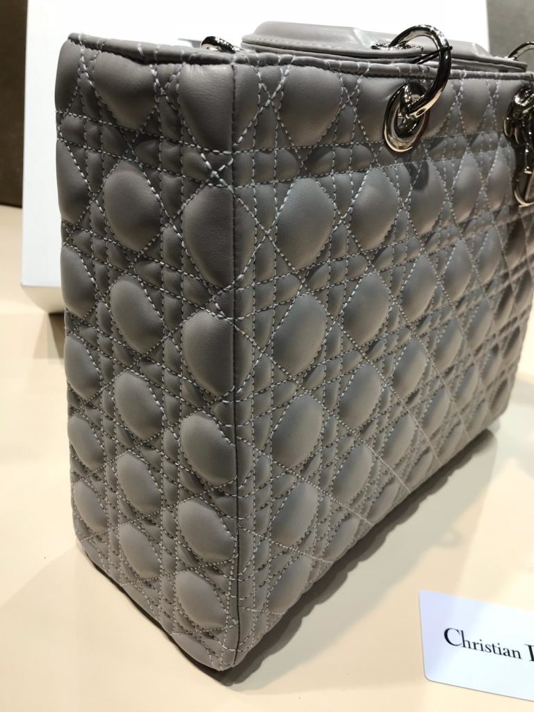 christian dior canta suni deri buyuk boy gri 30x25