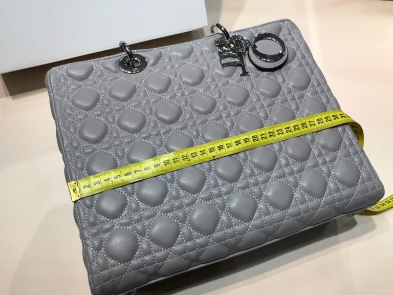 christian dior canta suni deri buyuk boy gri 30x25