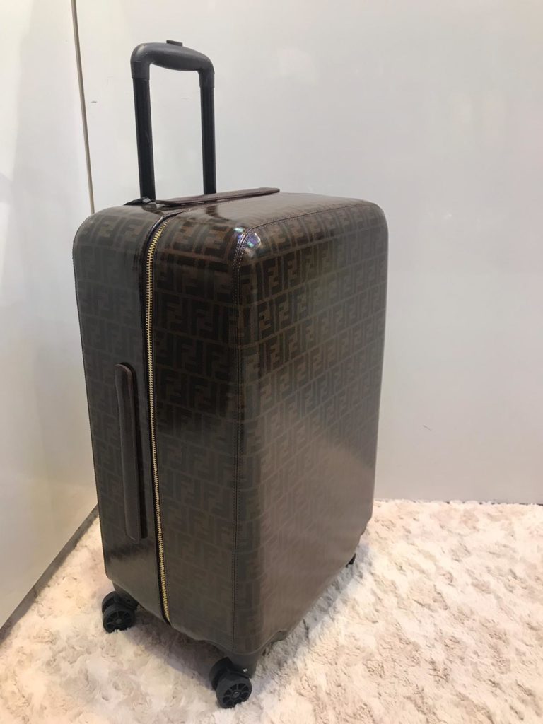 fendi valiz tekerlikli kabin boy