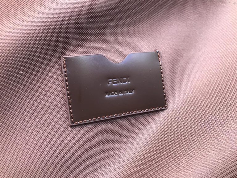 fendi valiz tekerlikli kabin boy