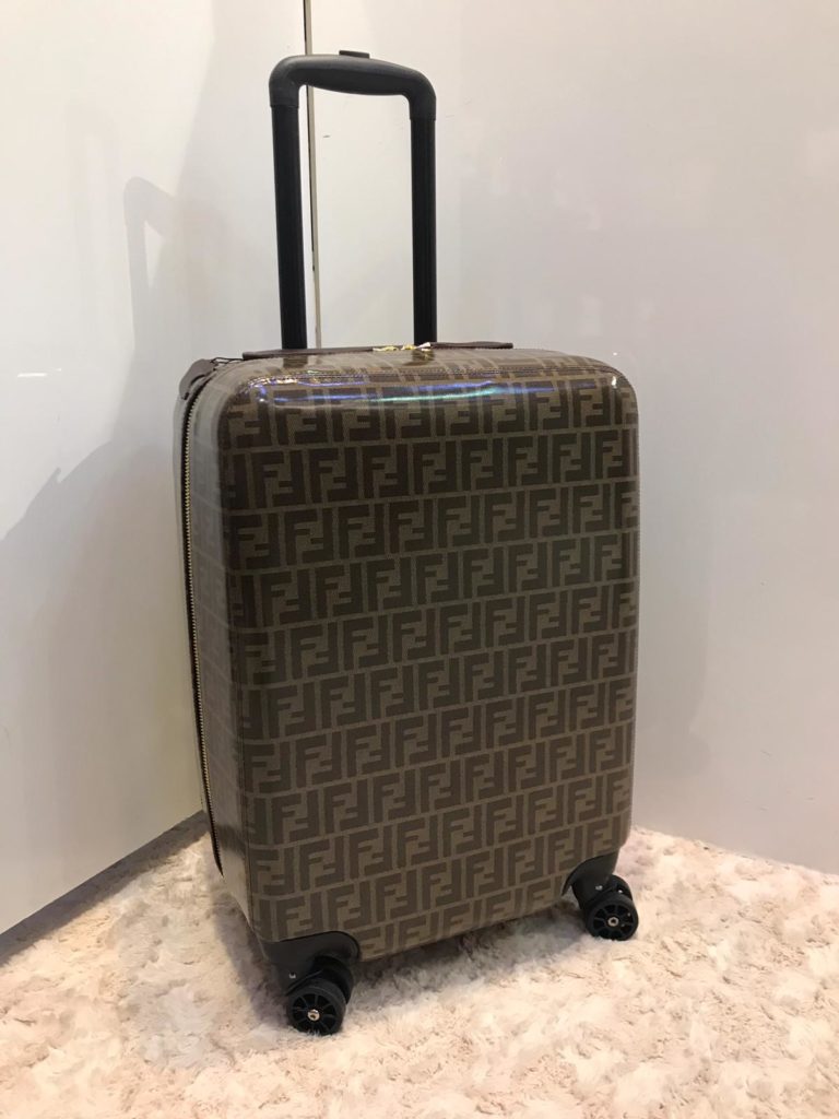 fendi valiz tekerlikli kabin boy