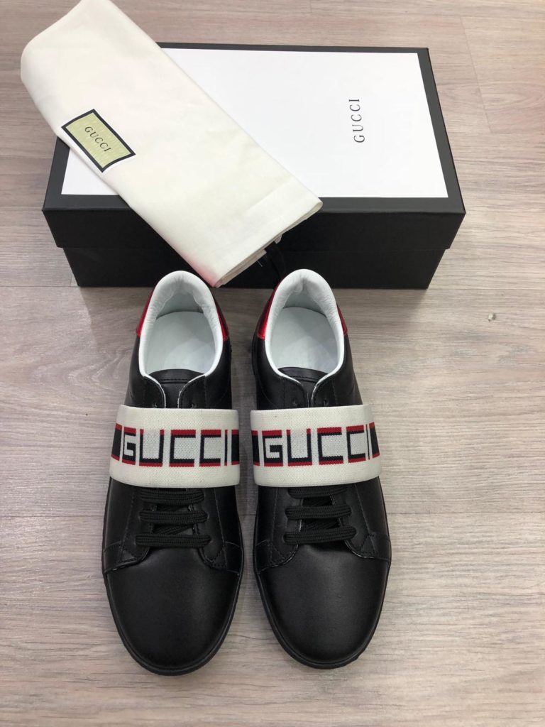 gucci Ayakkabi sneakers baskili siyah tam kalip