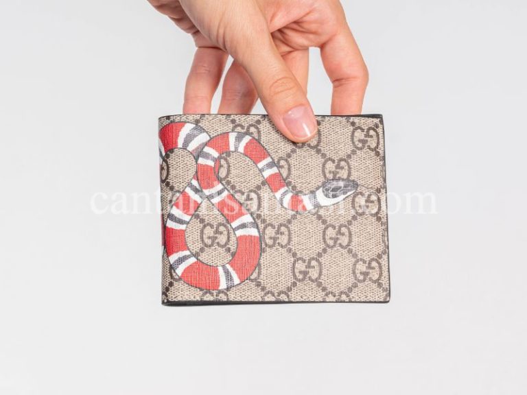 gucci cuzdan erkek yilanli